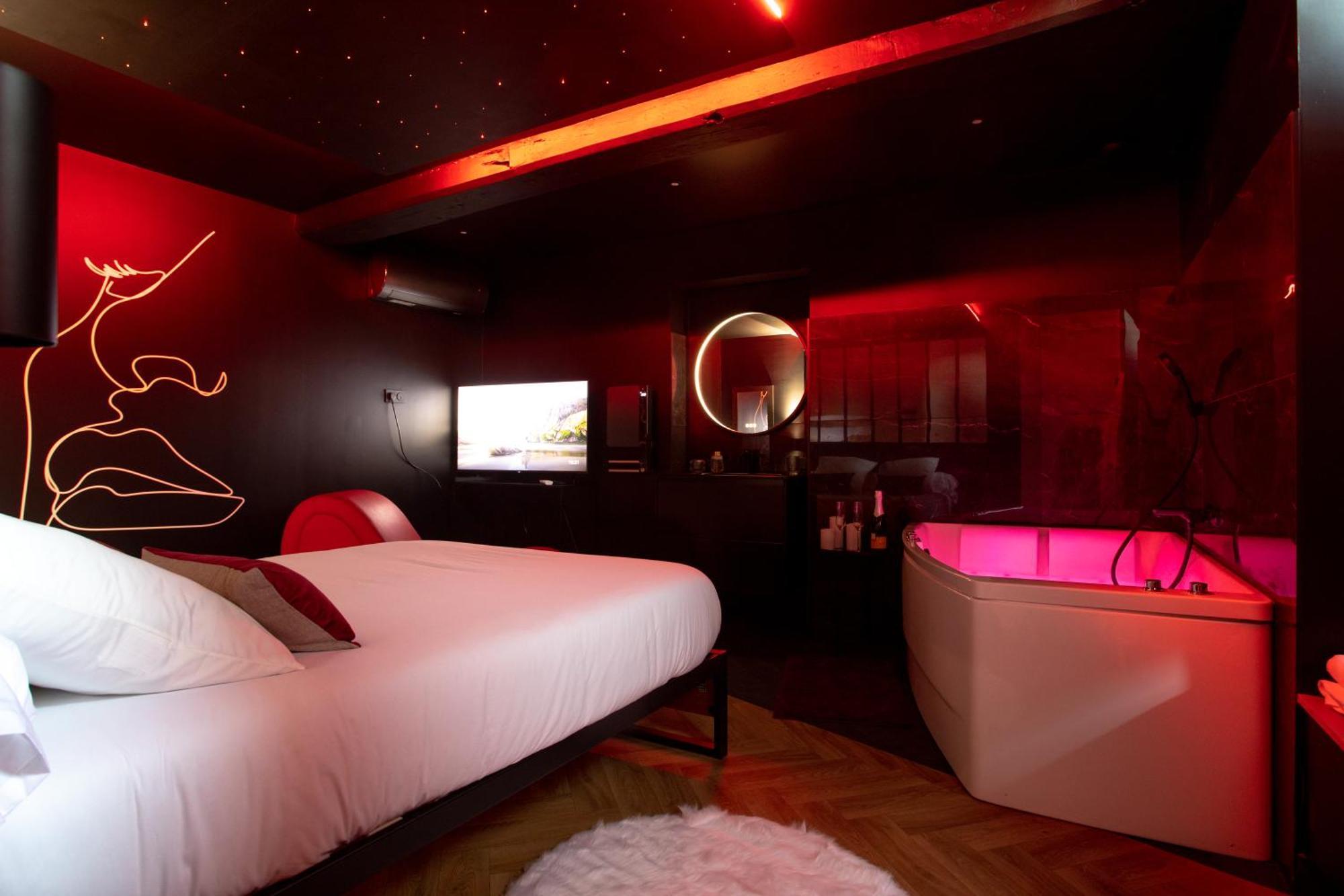 La Suite Spa & Cinema Saint-Lambert-du-Lattay Eksteriør bilde