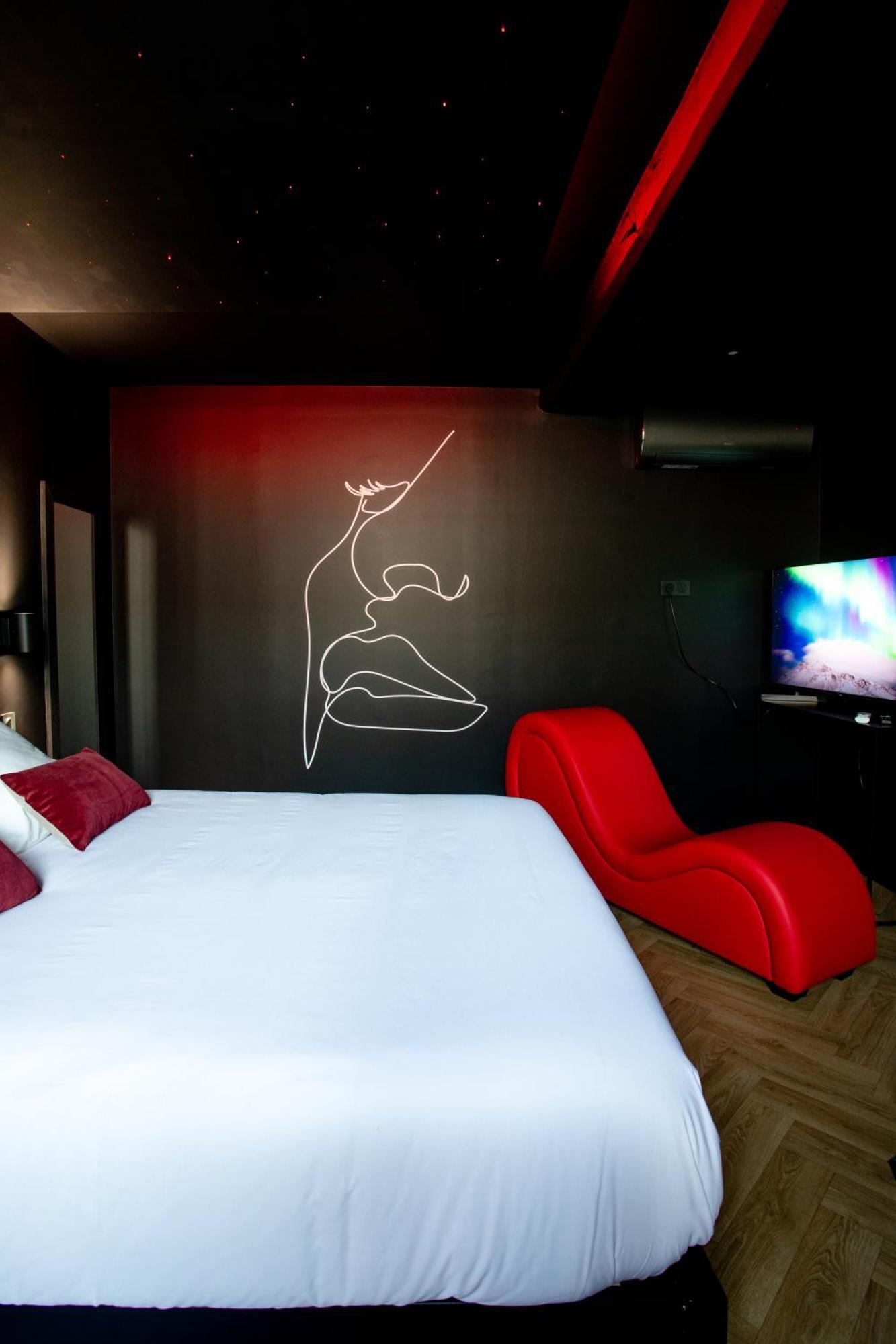 La Suite Spa & Cinema Saint-Lambert-du-Lattay Eksteriør bilde